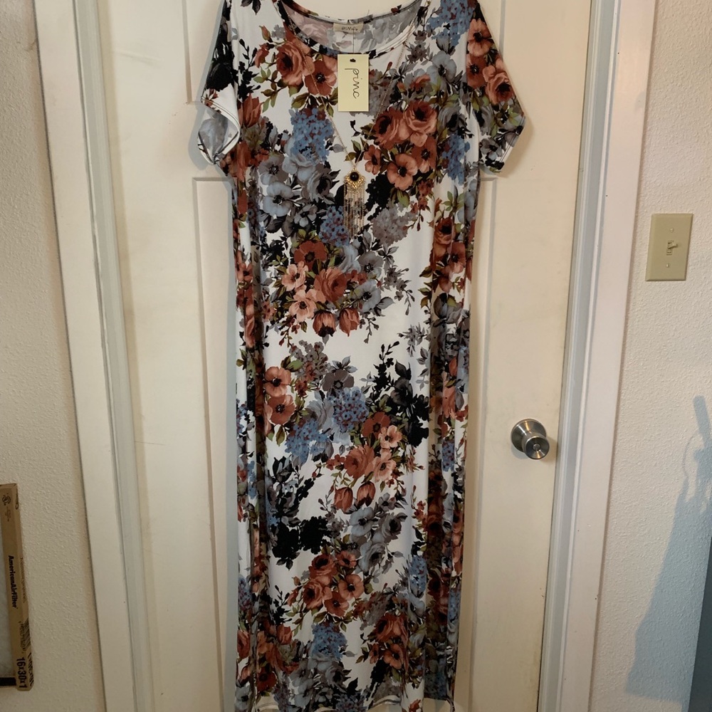 Pink plus size 2x floral maxi dress